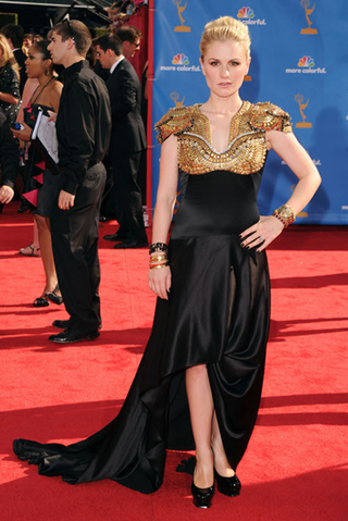 Illustration for article titled Emmys Fashion Roundup: Good, Bad, And Ugly